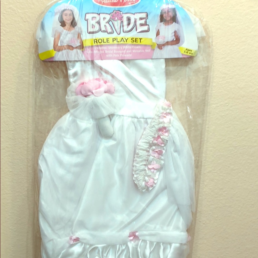Bride costume